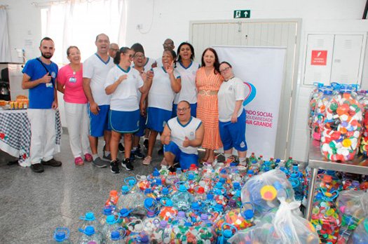 Imagem da Campanha 'Tampinhas e Lacres'