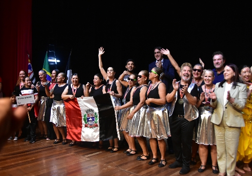Coreografia conquista a primeira medalha do Time PG no JOMI