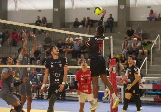  Time PG vôlei masculino se impõe, vence Santos e é campeão dos Jogos Regionais